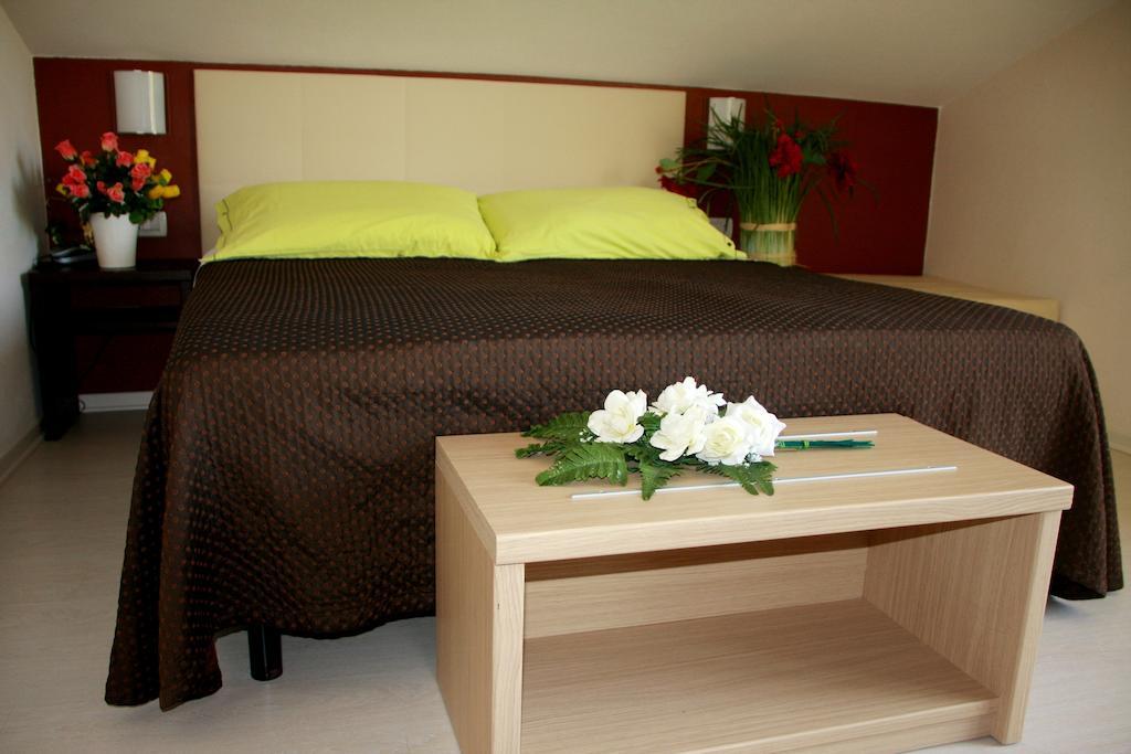 Hotel Monica Cervia Cameră foto